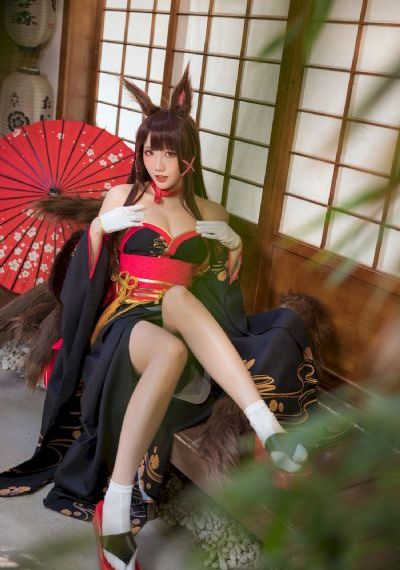 女性